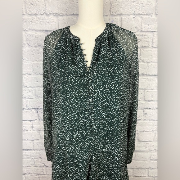 JOIE Green & White Arctic Animal Print Chiffon Balloon Sleeve Dress size Large - Picture 3 of 8